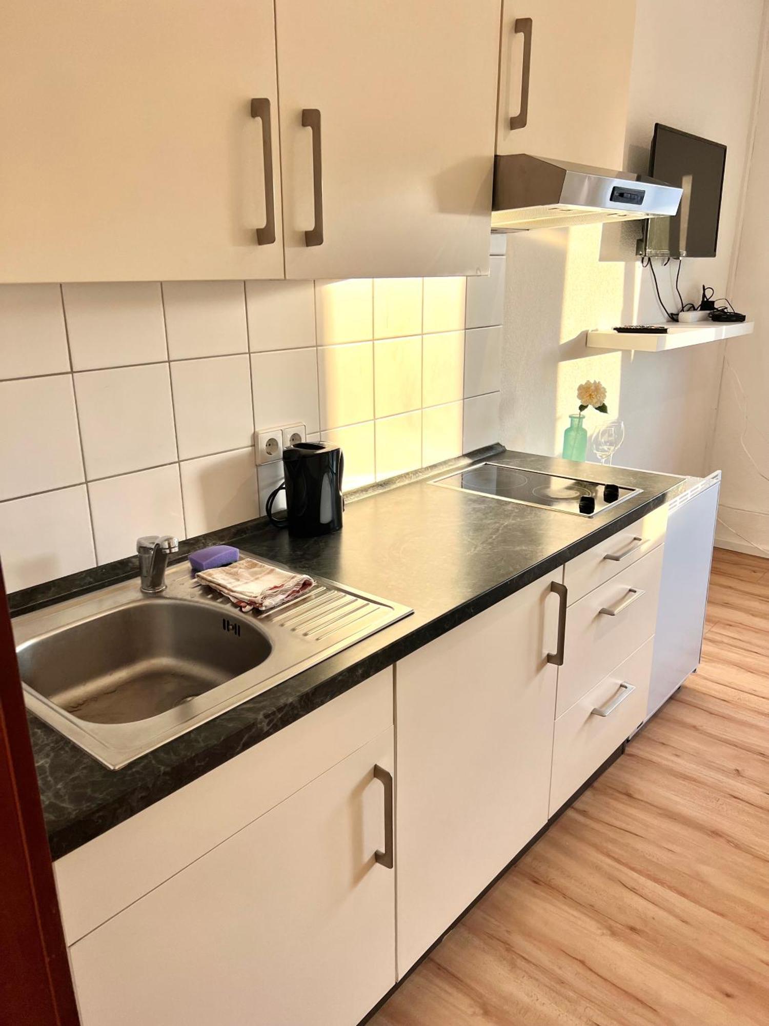 Budget City Appartement Kueche,Bad, Parken Im Zentrum Von ראפנסבורג מראה חיצוני תמונה